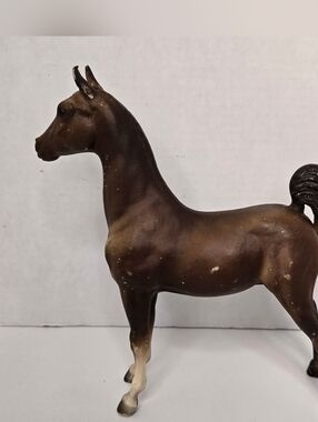 Breyer #62 Vintage Saddlebred Weanling Dark Chestnut Matte, 1973-80 Retired